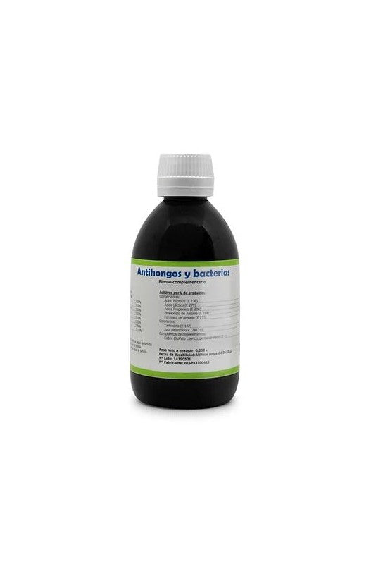 Canariz2 frasco Antihongos y Bacterias 250 ml, solución eficaz para la prevención y tratamiento de infecciones fúngicas y bacterianas en aves, ayudando a mantener un entorno saludable y prevenir enfermedades. Ideal para el cuidado y bienestar de las aves en criaderos y hogares.

