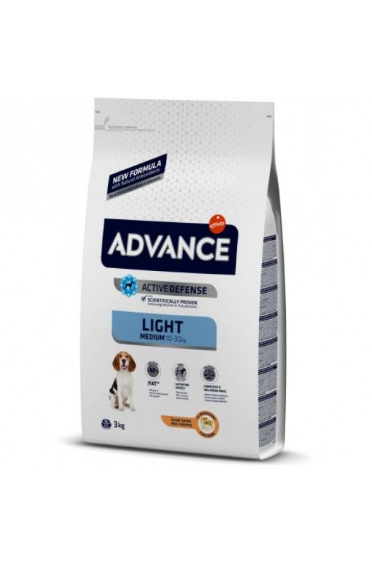Advance Medium Light, ¡una bolsita de 3 kilos de comida para ayudar a los perritos medianos a mantenerse en un peso saludable!

