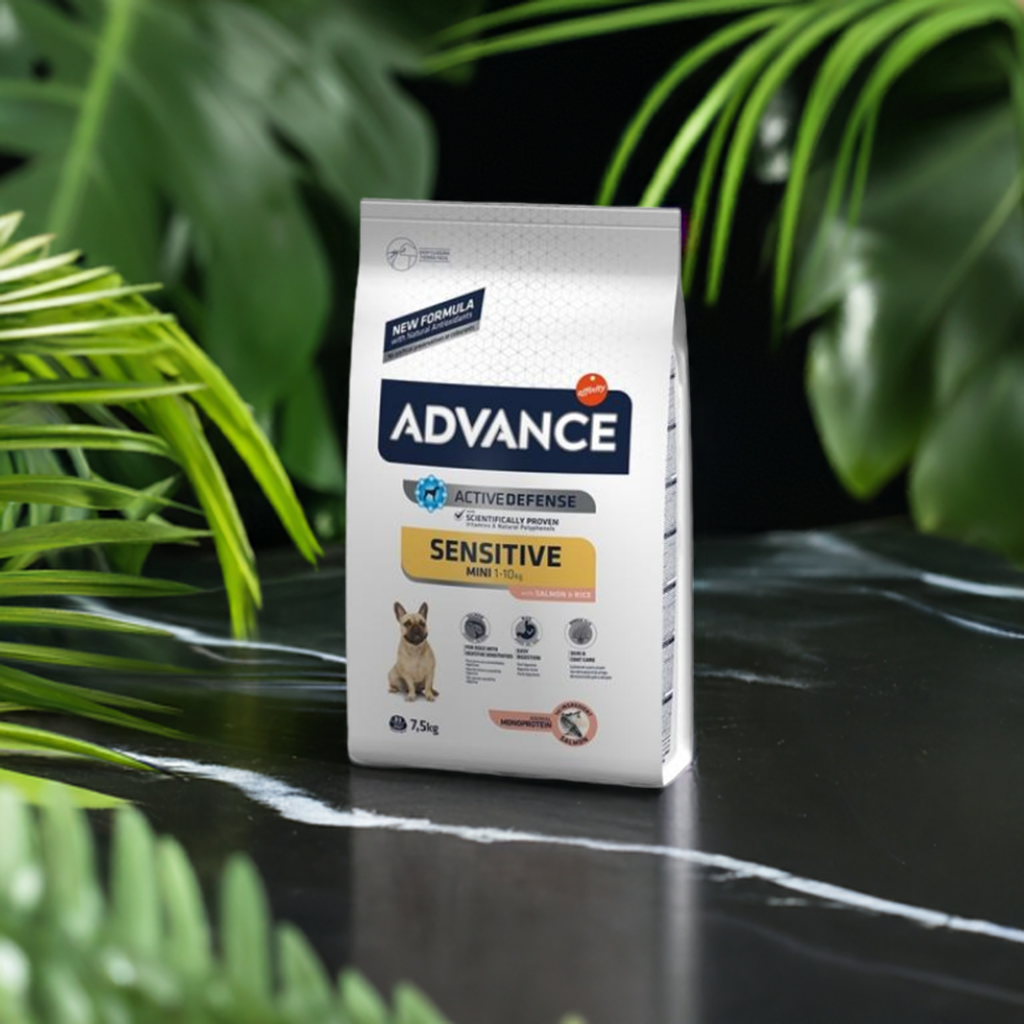 Advance Mini Sensitive es una comida hecha con ingredientes suaves para perritos de razas pequeñas que tienen la digestión un poco delicada. ¡Esta bolsa de 7 kilos les sentará muy bien!
