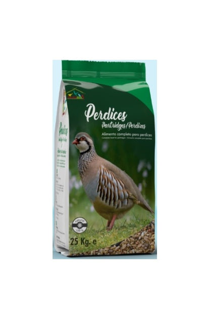 Perdiz 5 kg Faunamix, mezcla nutritiva especialmente diseñada para perdices y aves de caza, proporcionando una dieta equilibrada que favorece su salud y desarrollo.